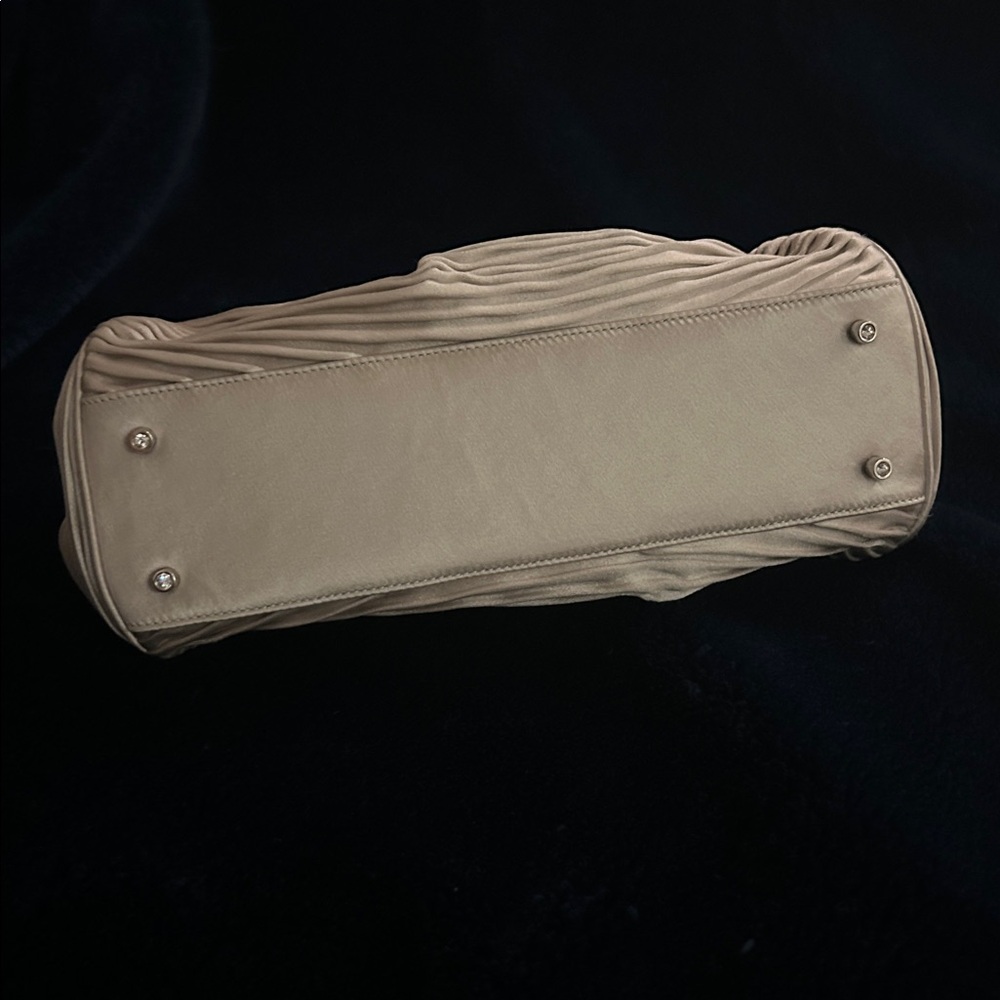 Judith Leiber Silver Satin Pleated Clutch - Picture 8 of 9